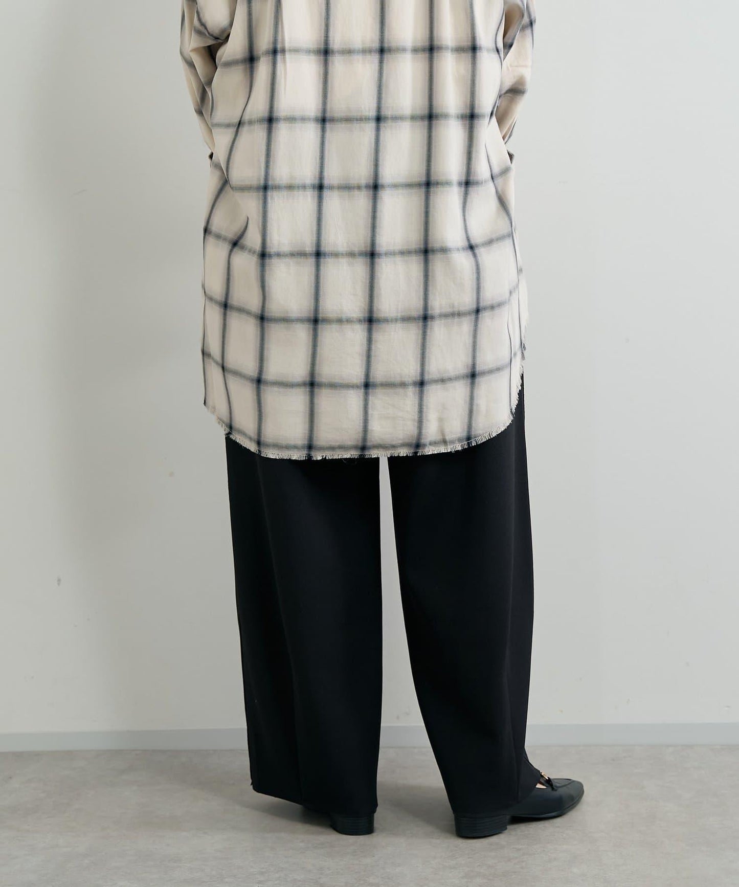 《オンオフ選ばず活躍》桑蠶絲雪紡弧形裁剪長褲