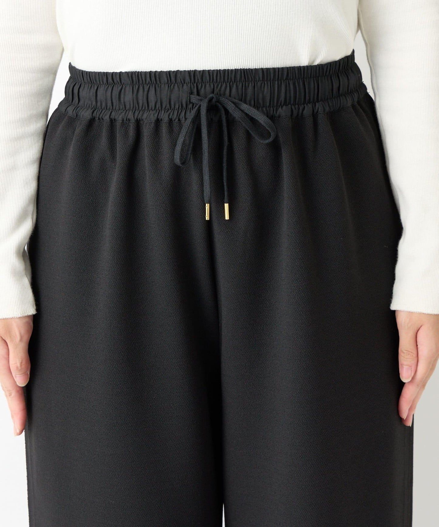 《オンオフ選ばず活躍》桑蠶絲雪紡弧形裁剪長褲