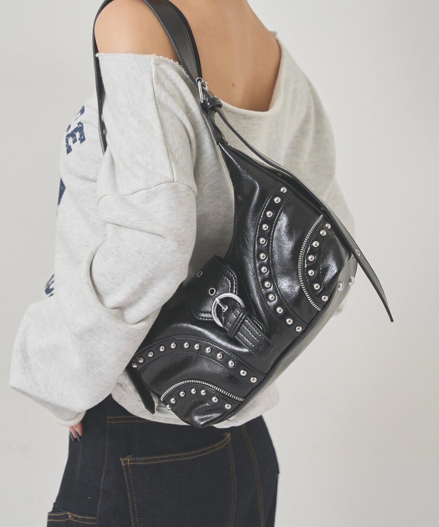 鉚釘裝飾腰帶單肩包