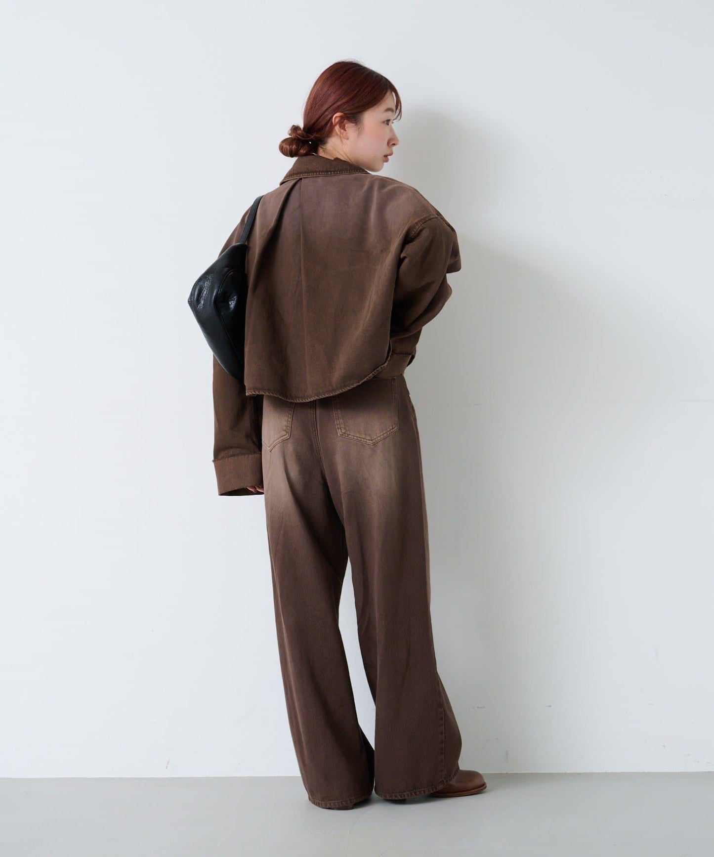 【Kastane】帶裝飾珠寶的牛仔褲