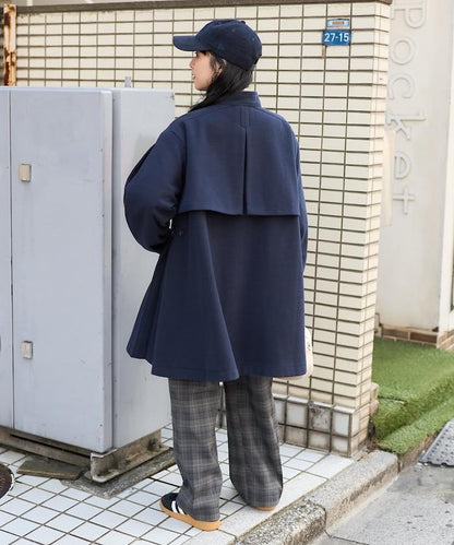 羊毛迷你喇叭大衣