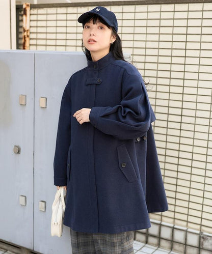 羊毛迷你喇叭大衣