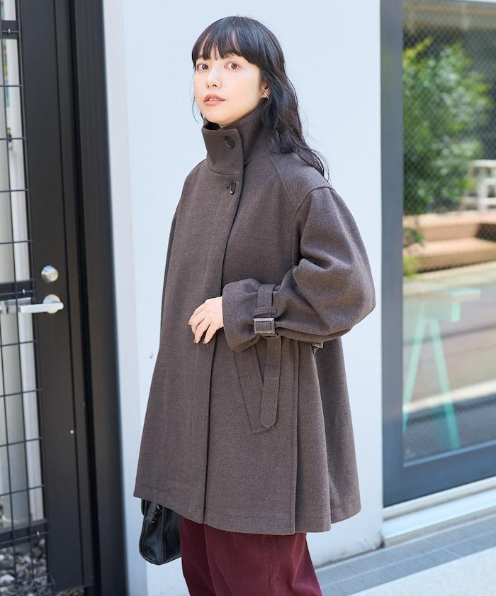 羊毛高領A字中長款大衣