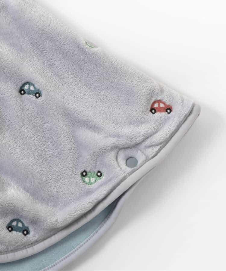 羊羔絨刺繡披風