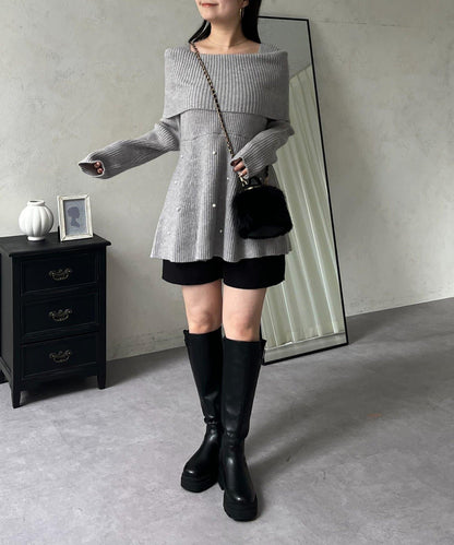 【防靜電】下襬珍珠一字肩荷葉邊針織衫