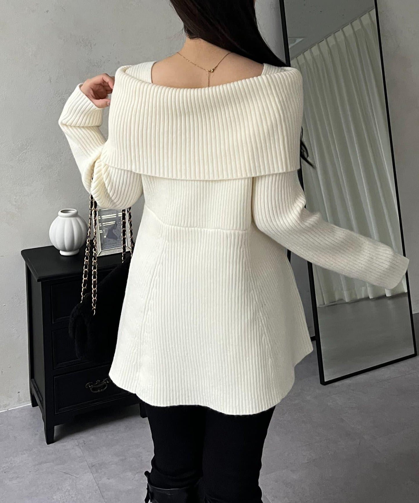 【防靜電】一字肩荷葉邊針織衫