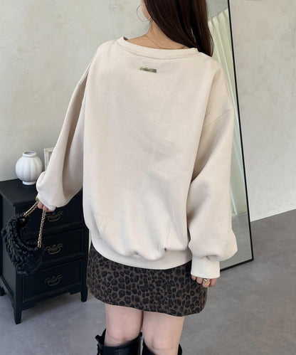 背面金屬裝飾加絨衛衣