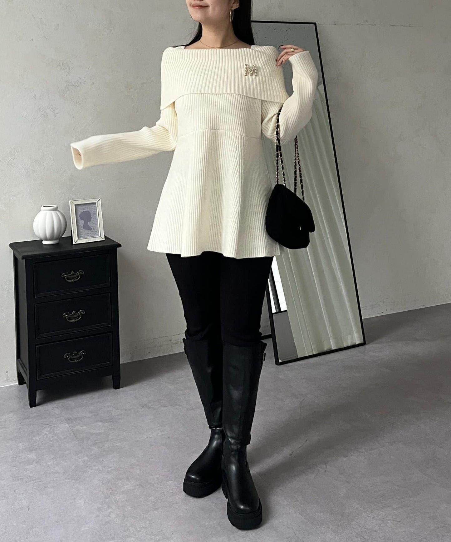 【防靜電】一字肩荷葉邊針織衫