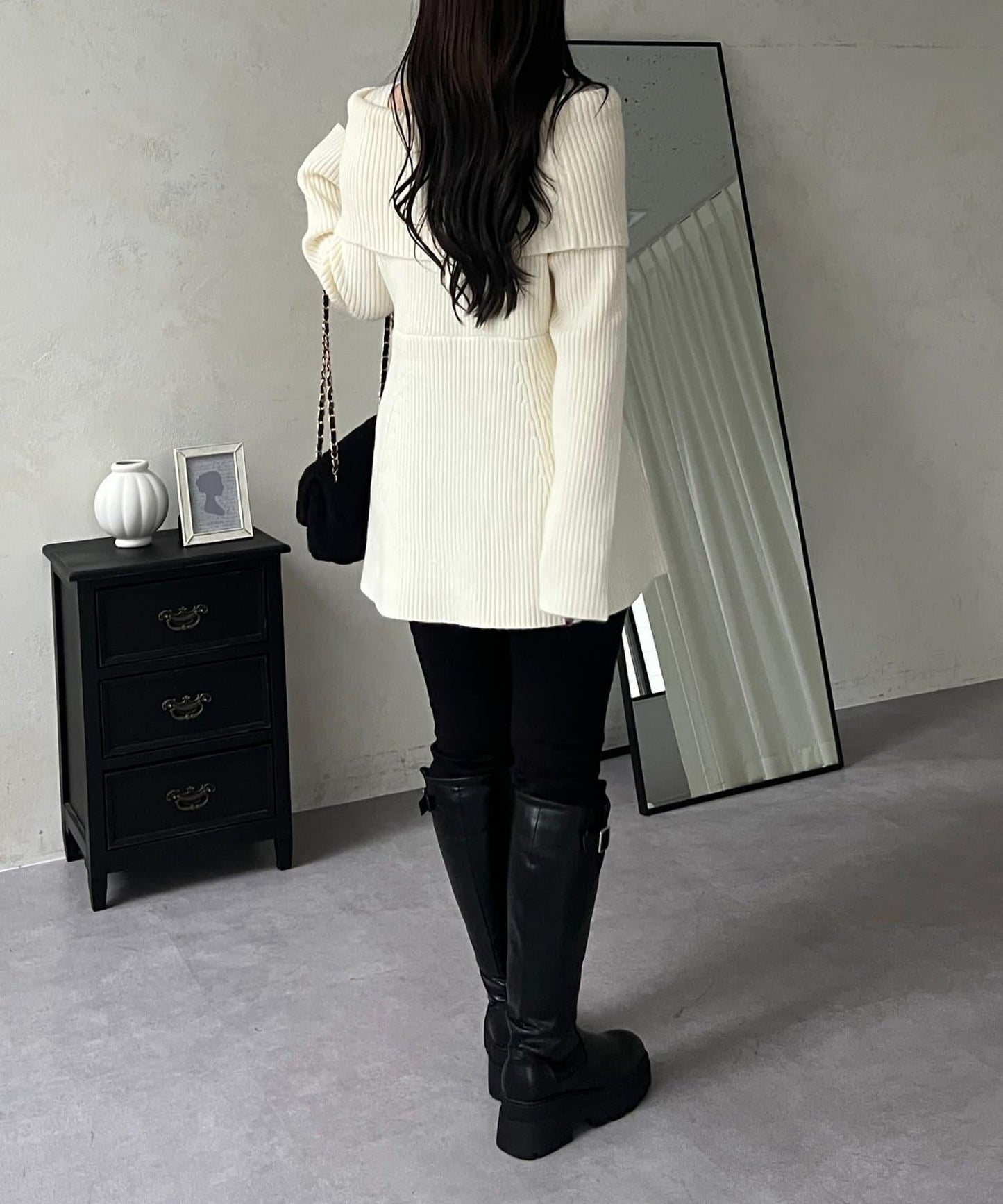 【防靜電】一字肩荷葉邊針織衫