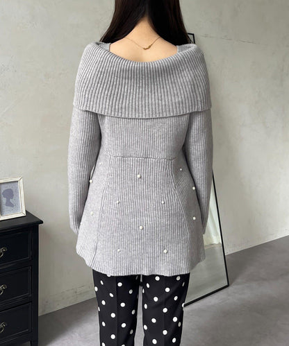 【防靜電】下襬珍珠一字肩荷葉邊針織衫
