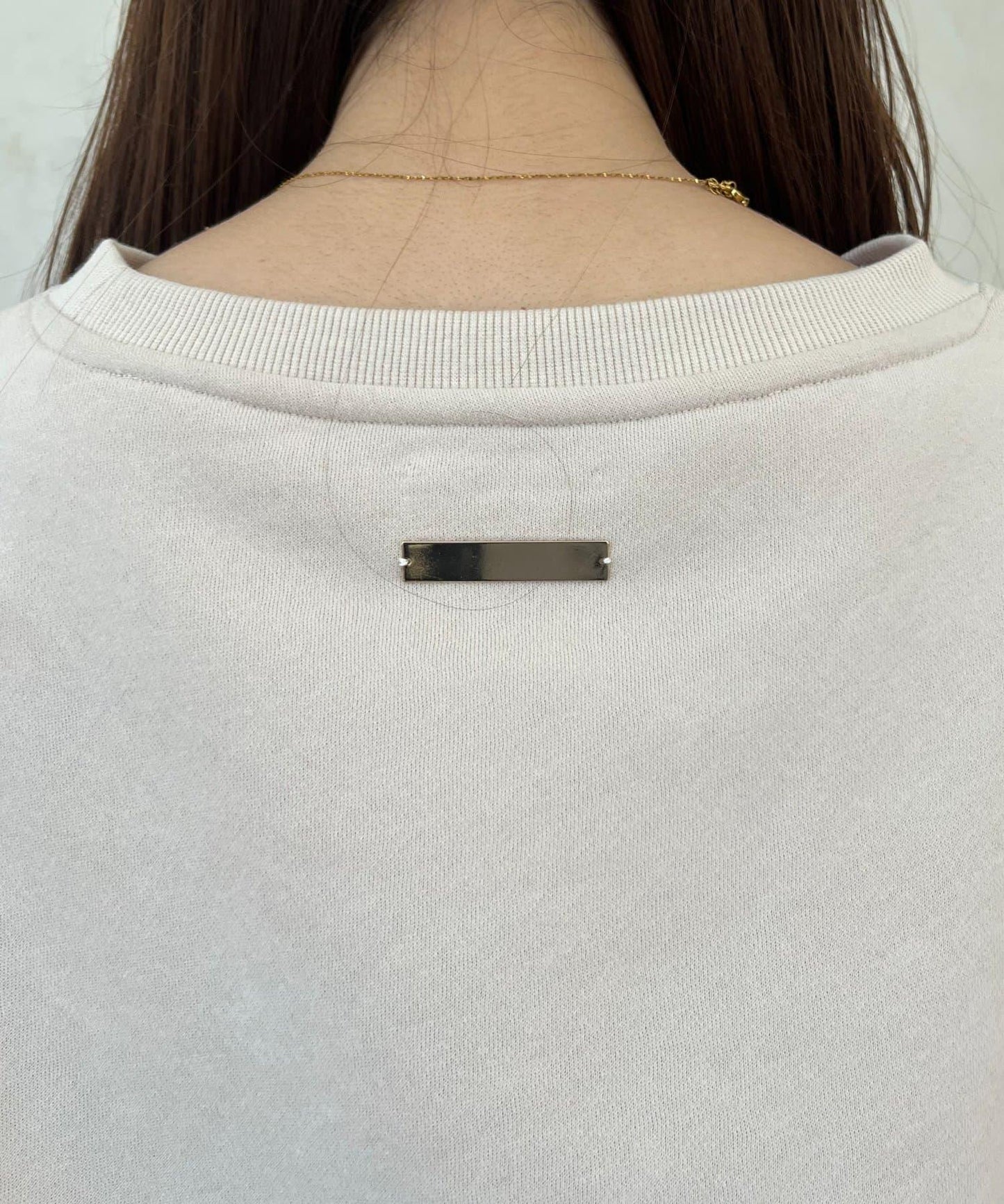 背面金屬裝飾加絨衛衣