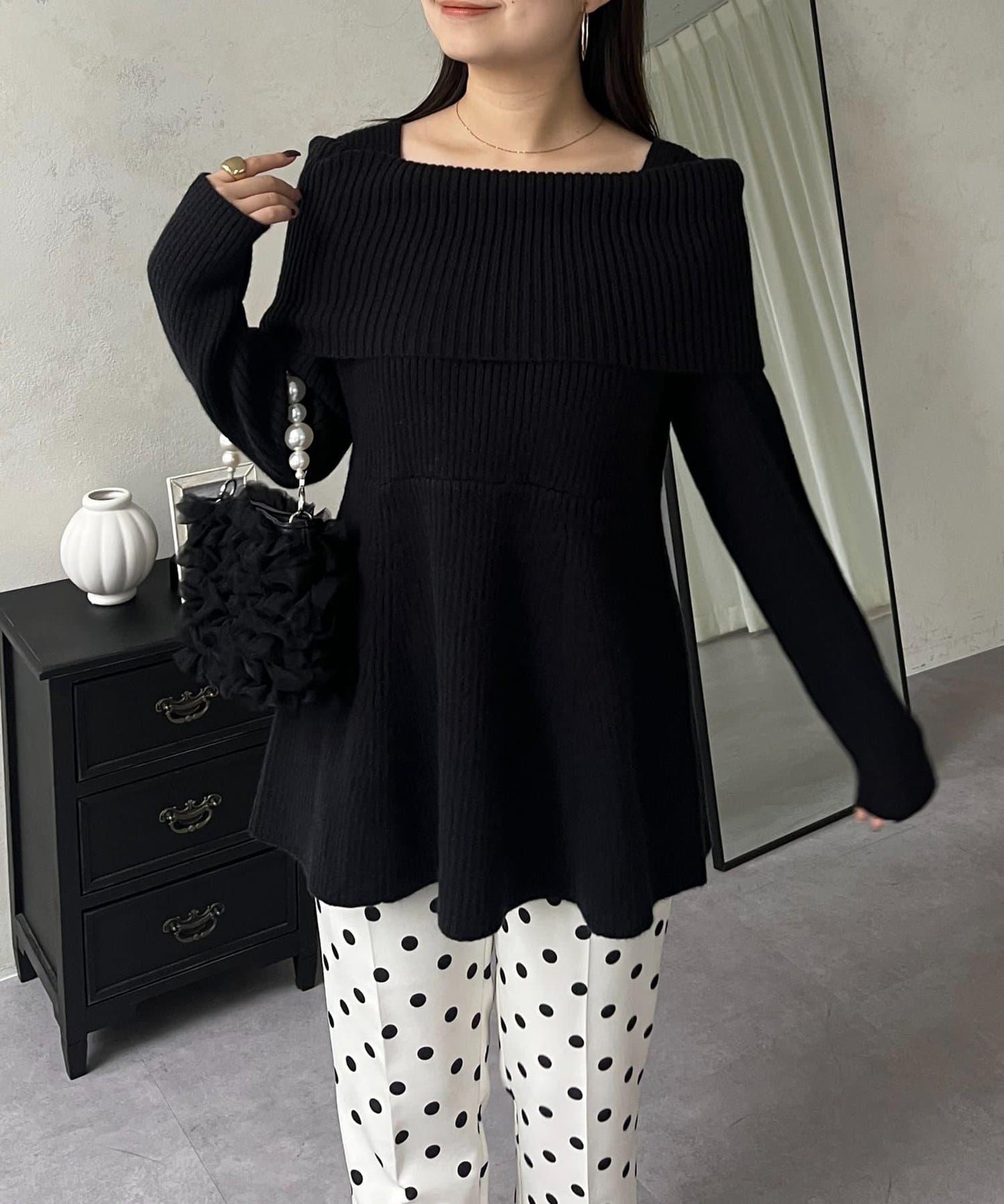 【防靜電】一字肩荷葉邊針織衫