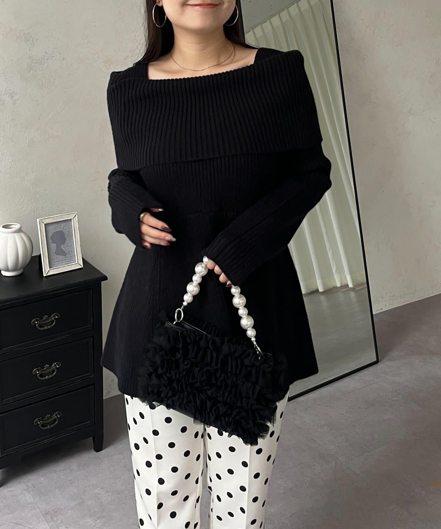 【防靜電】一字肩荷葉邊針織衫