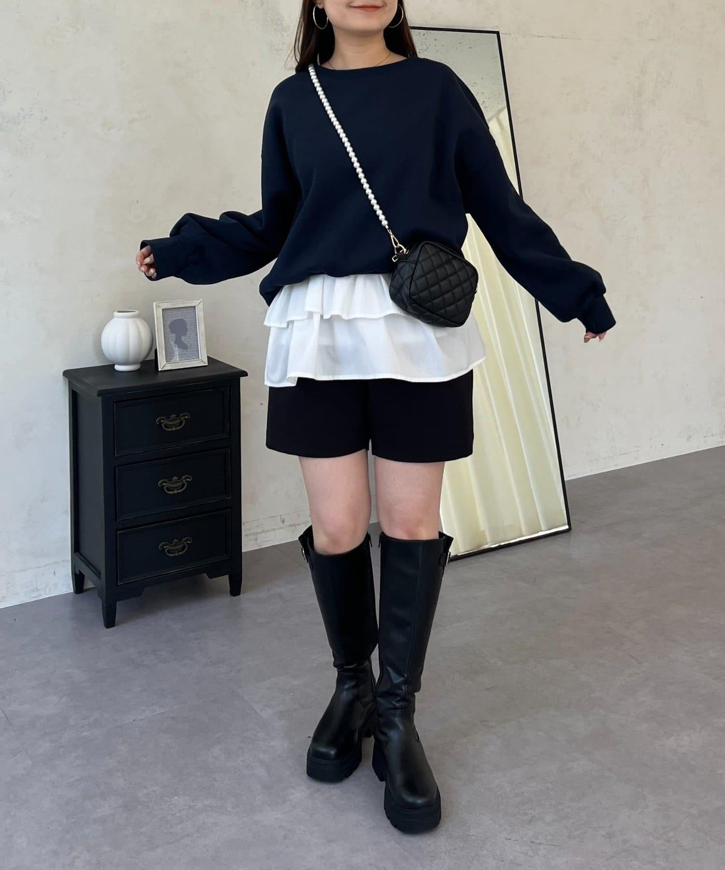 背面金屬裝飾加絨衛衣