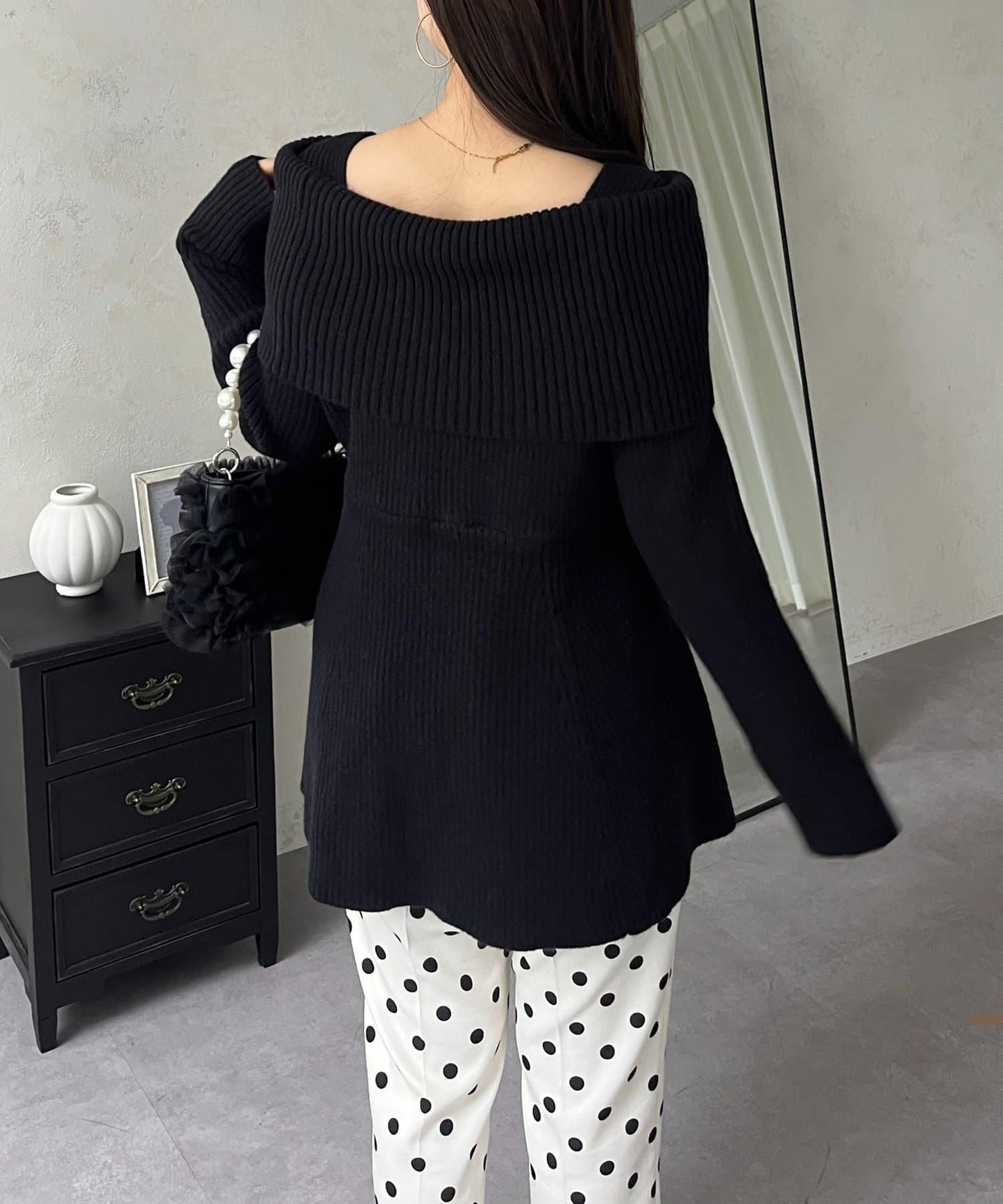 【防靜電】一字肩荷葉邊針織衫