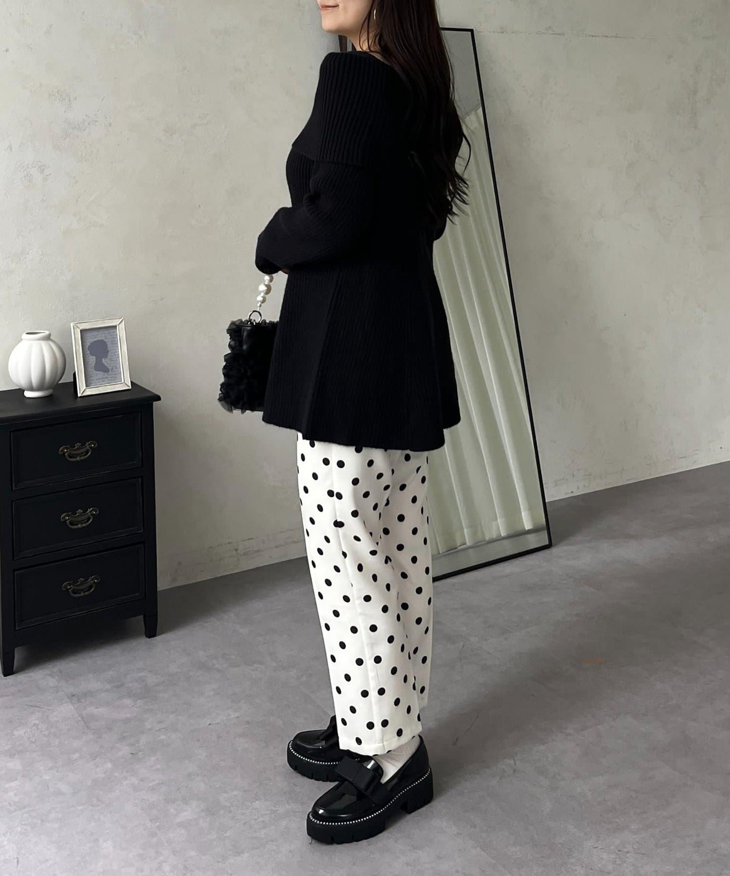 【防靜電】一字肩荷葉邊針織衫