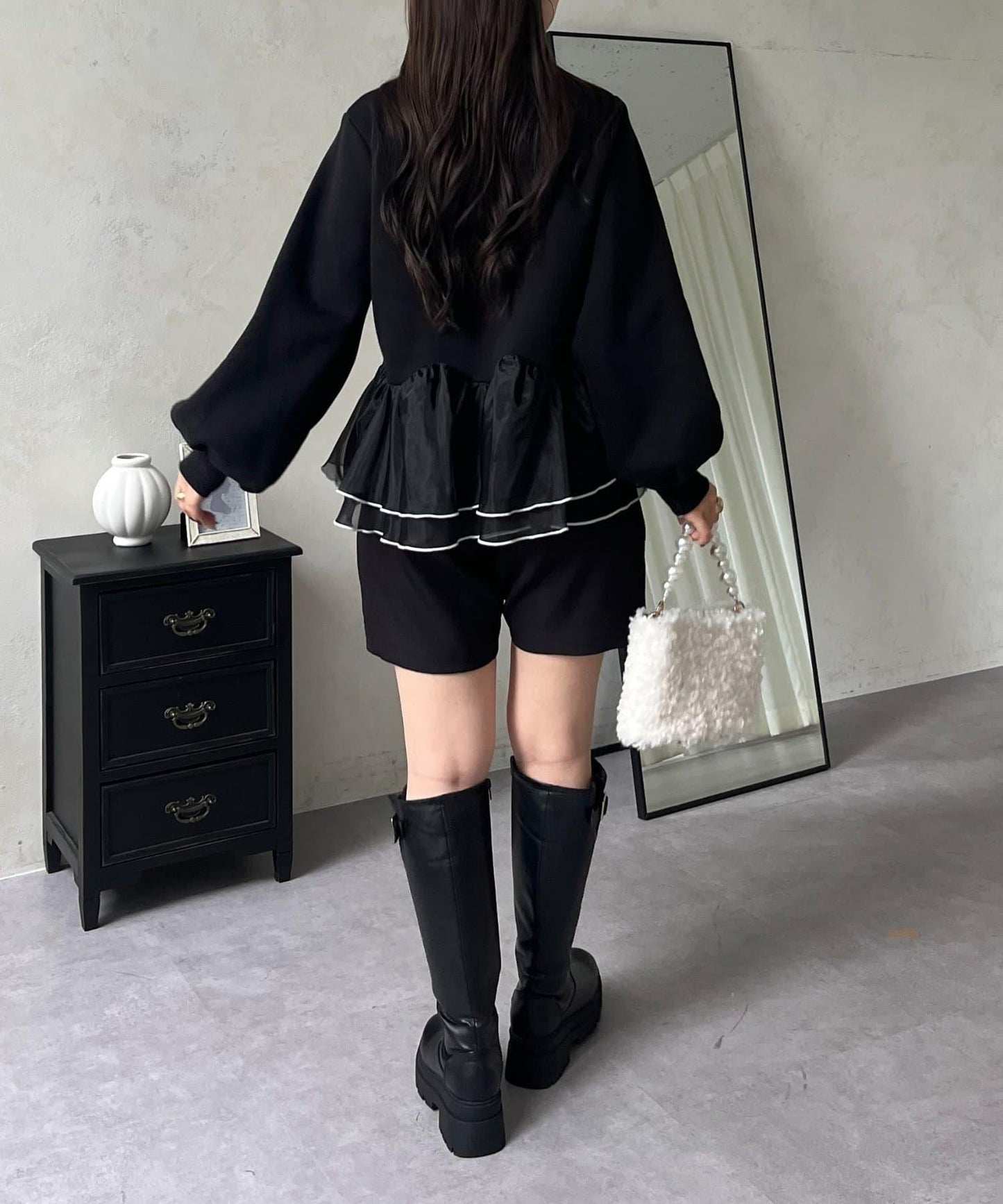 拼色下襬荷葉邊衛衣