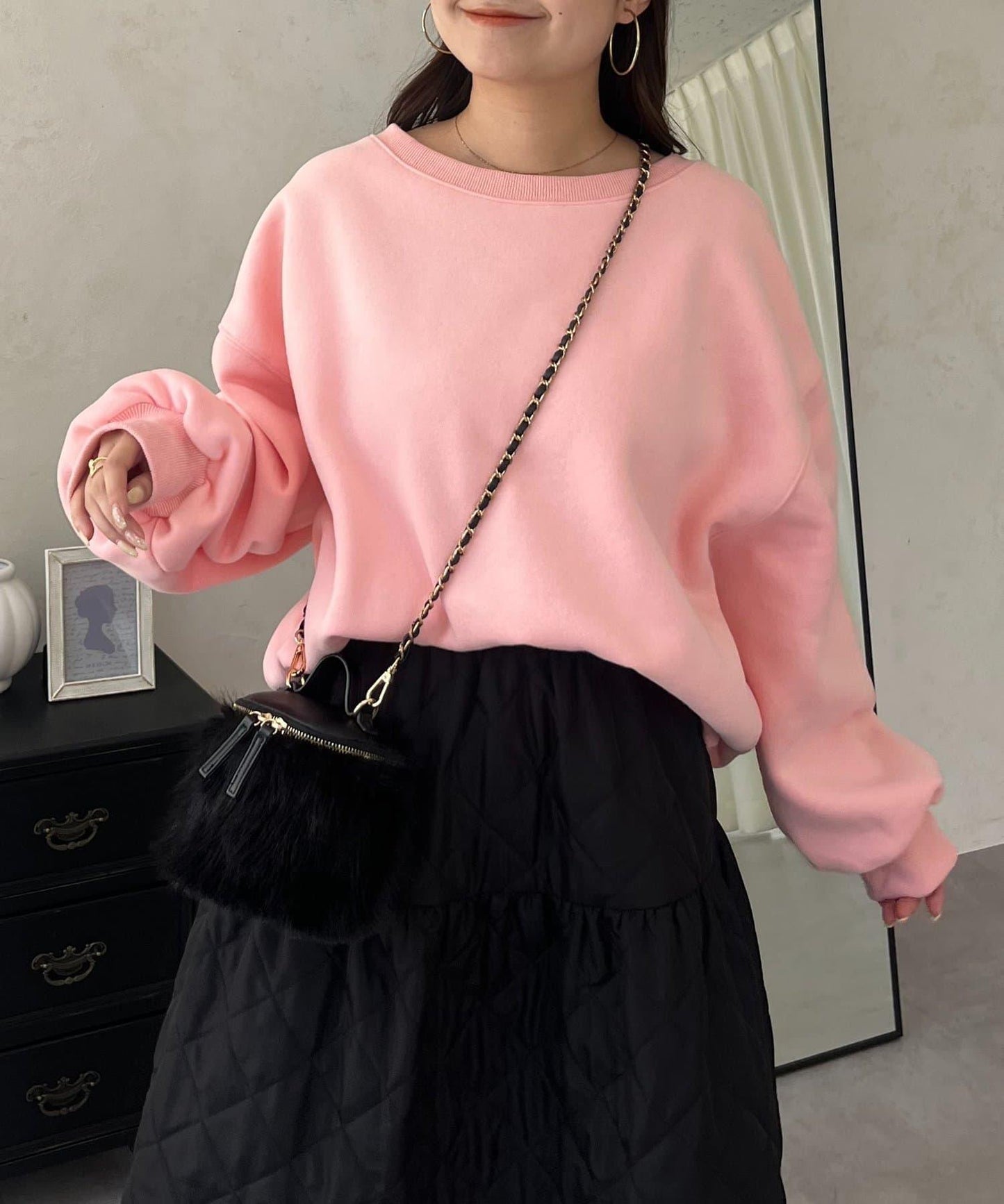 背面金屬裝飾加絨衛衣