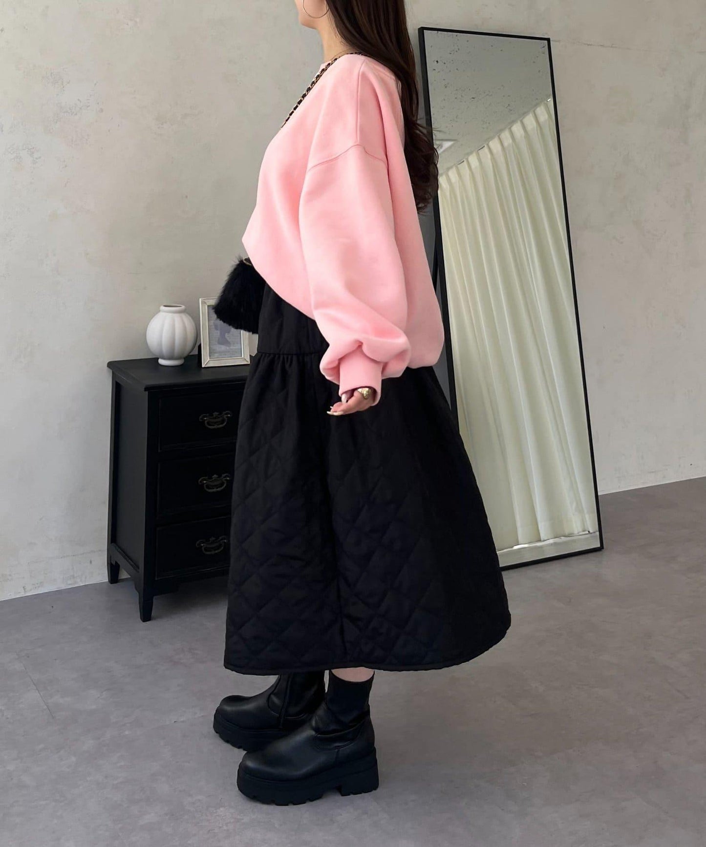 背面金屬裝飾加絨衛衣