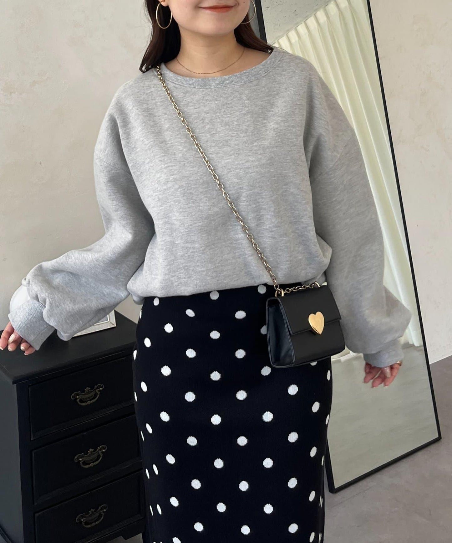 背面金屬裝飾加絨衛衣