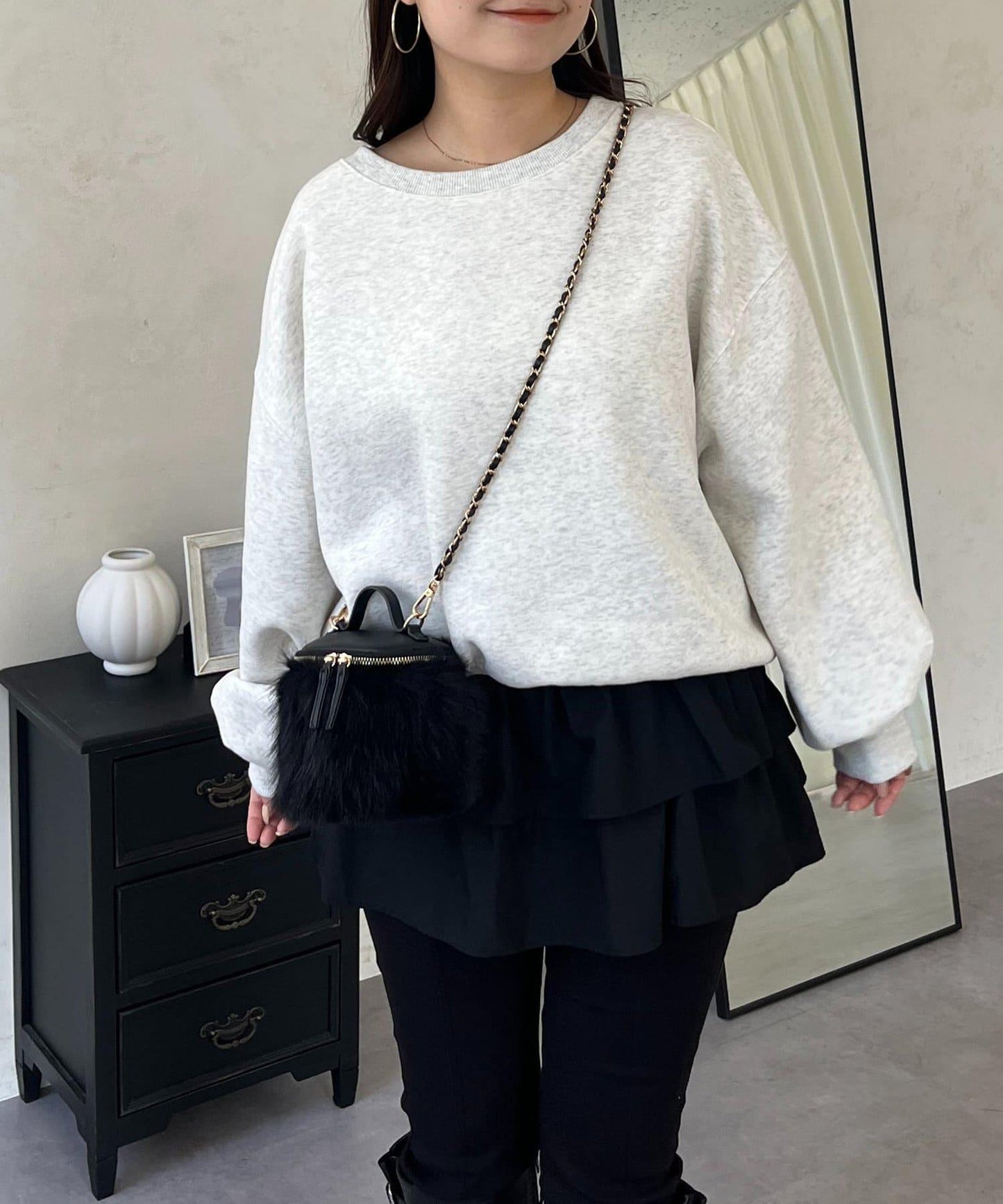 背面金屬裝飾加絨衛衣