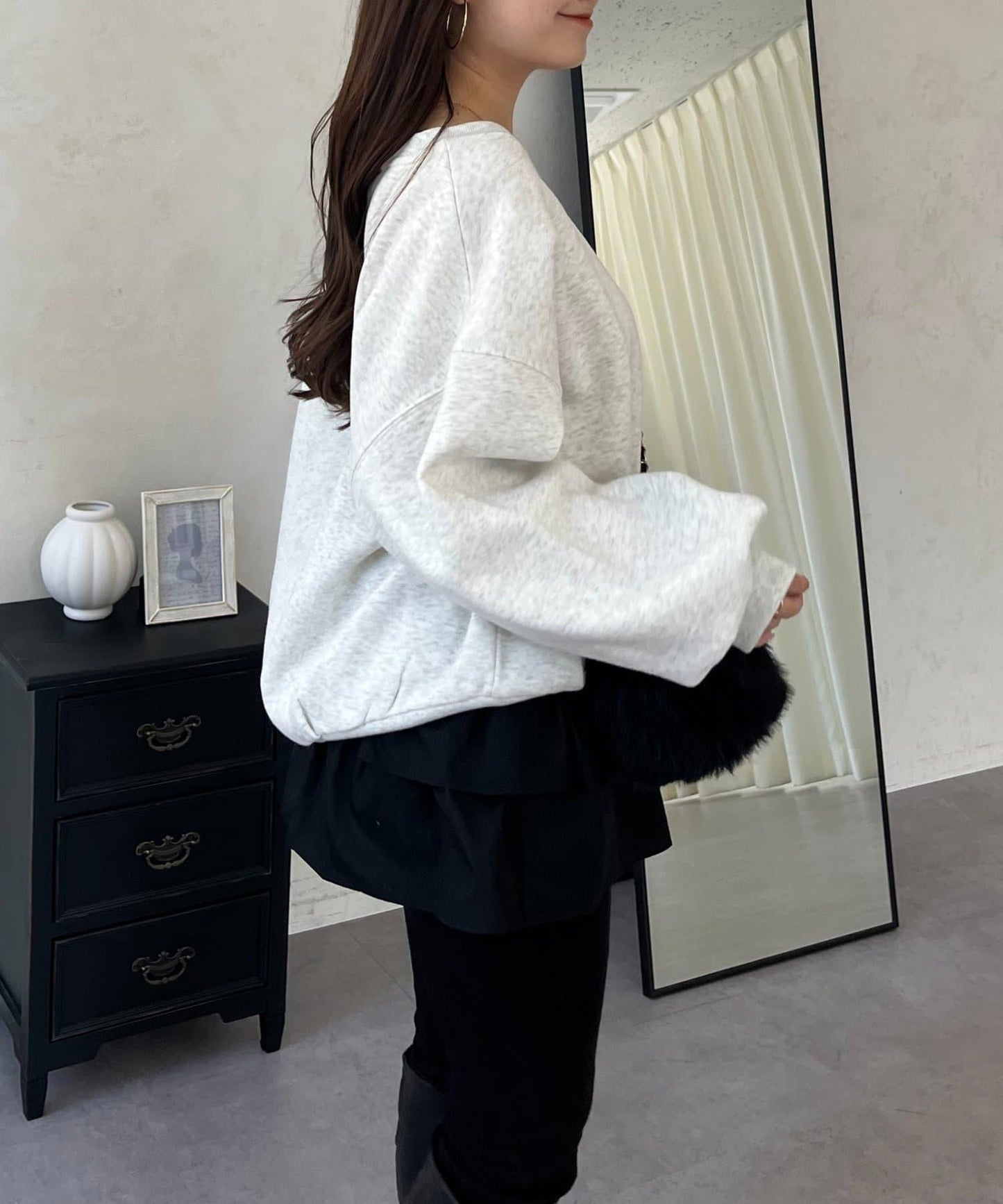 背面金屬裝飾加絨衛衣