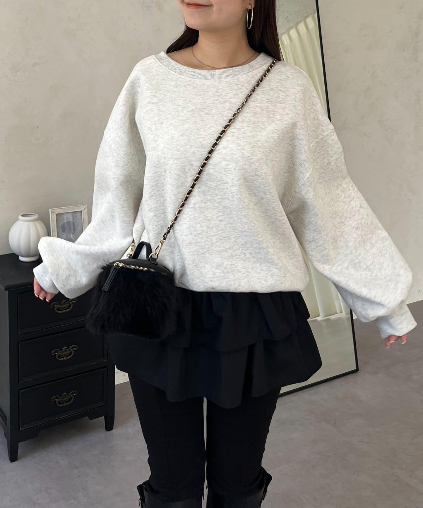 背面金屬裝飾加絨衛衣