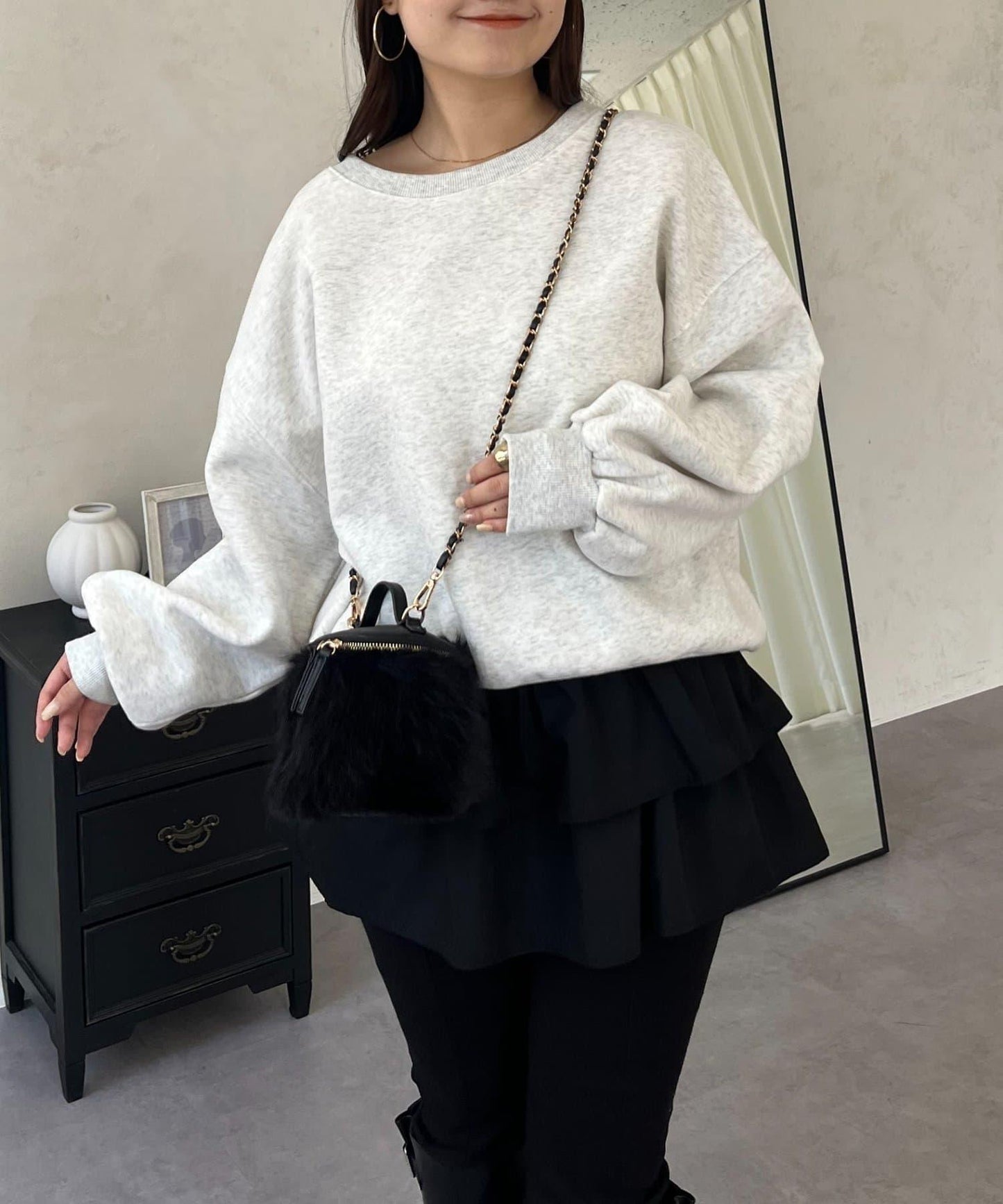 背面金屬裝飾加絨衛衣