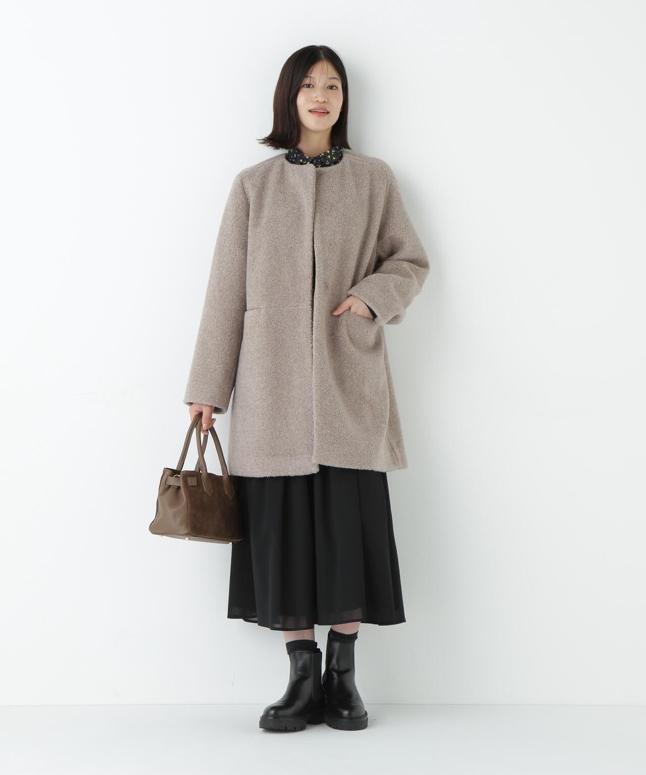 羊羔絨無領大衣