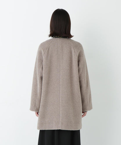 羊羔絨無領大衣