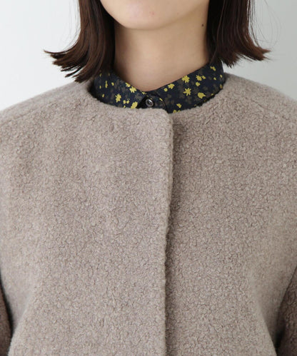 羊羔絨無領大衣