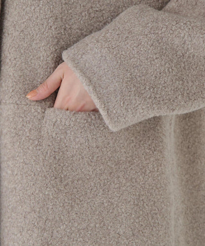 羊羔絨無領大衣