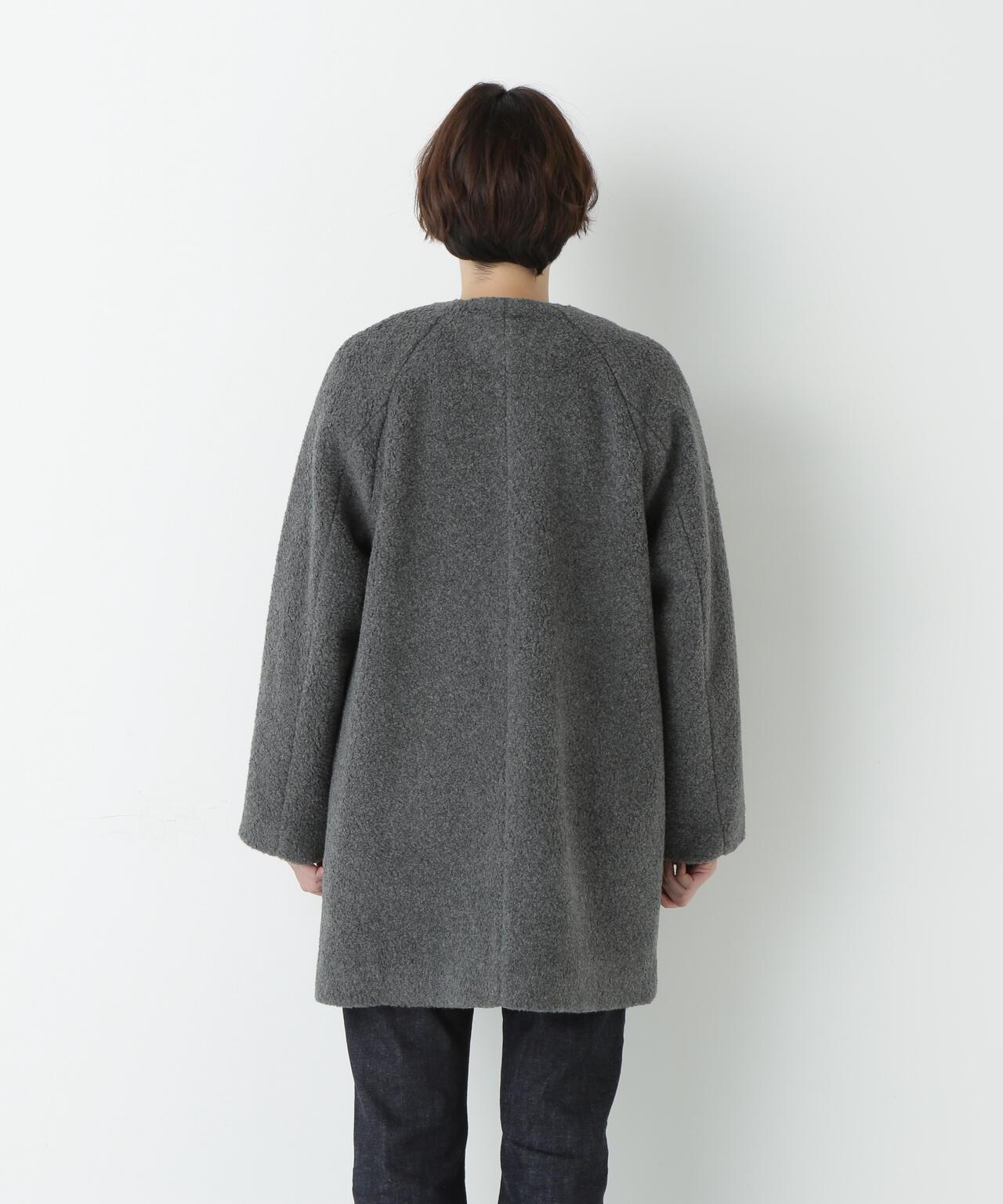 羊羔絨無領大衣