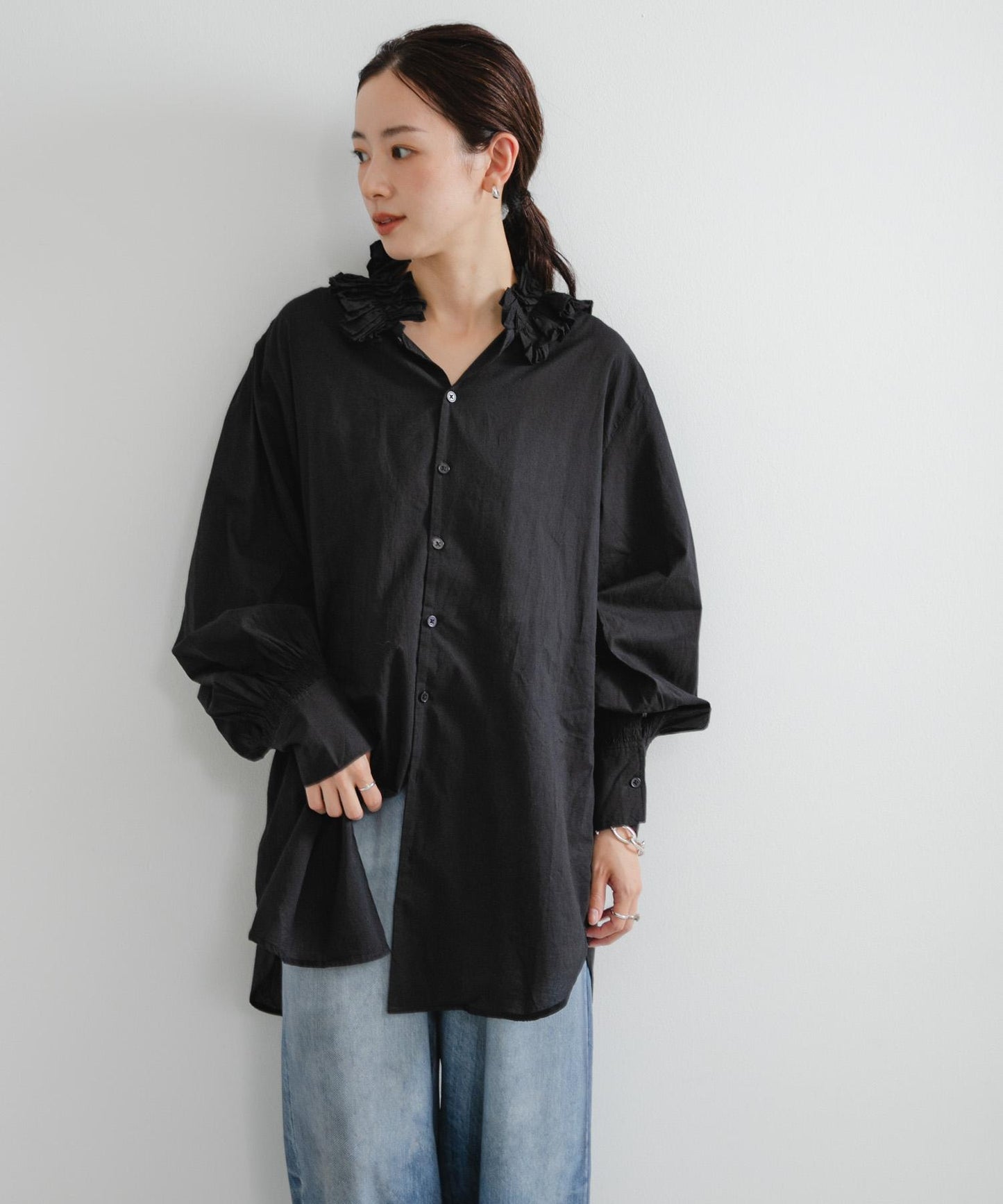 褶皺棉質荷葉邊領襯衫