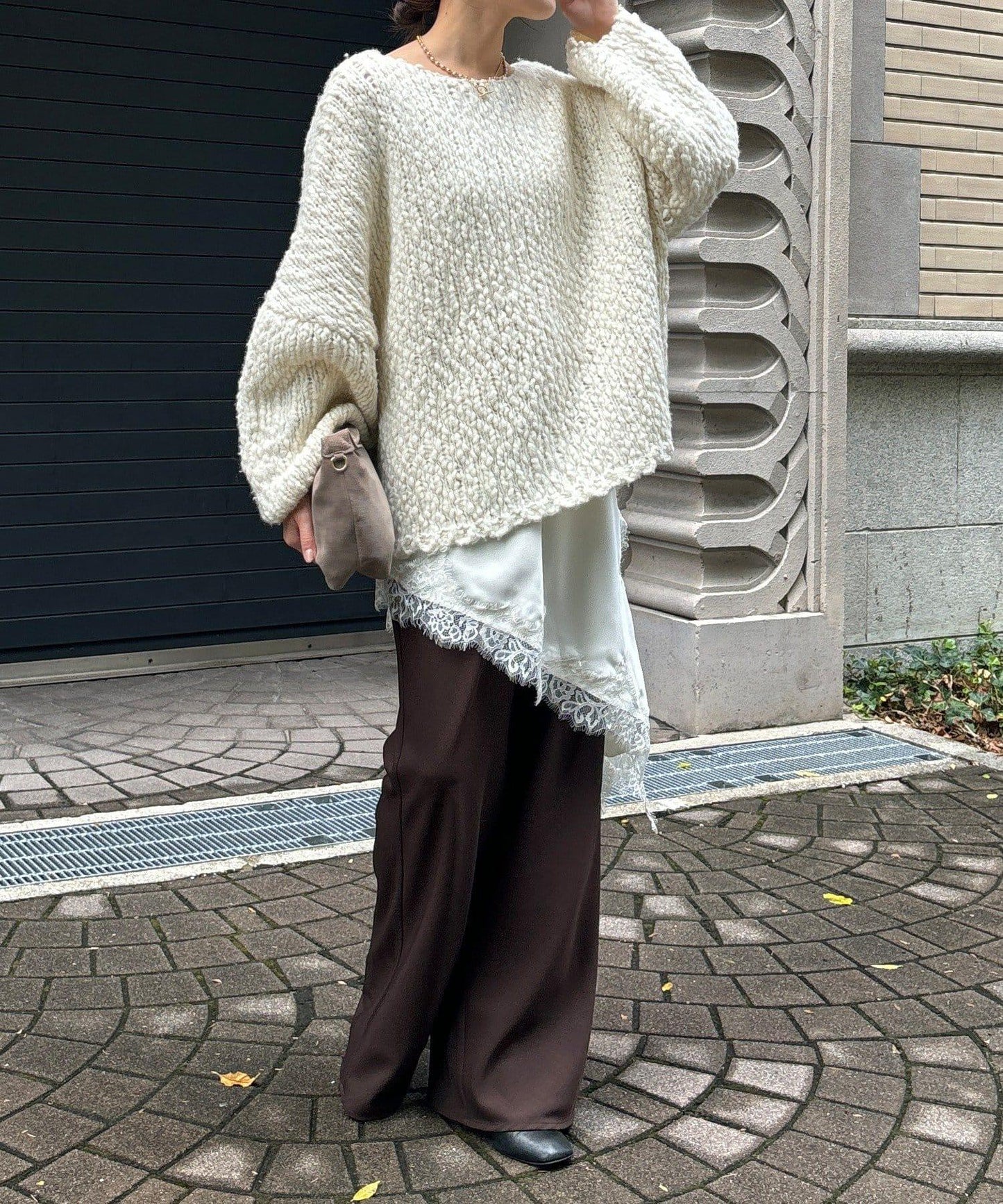 不對稱蕾絲吊帶