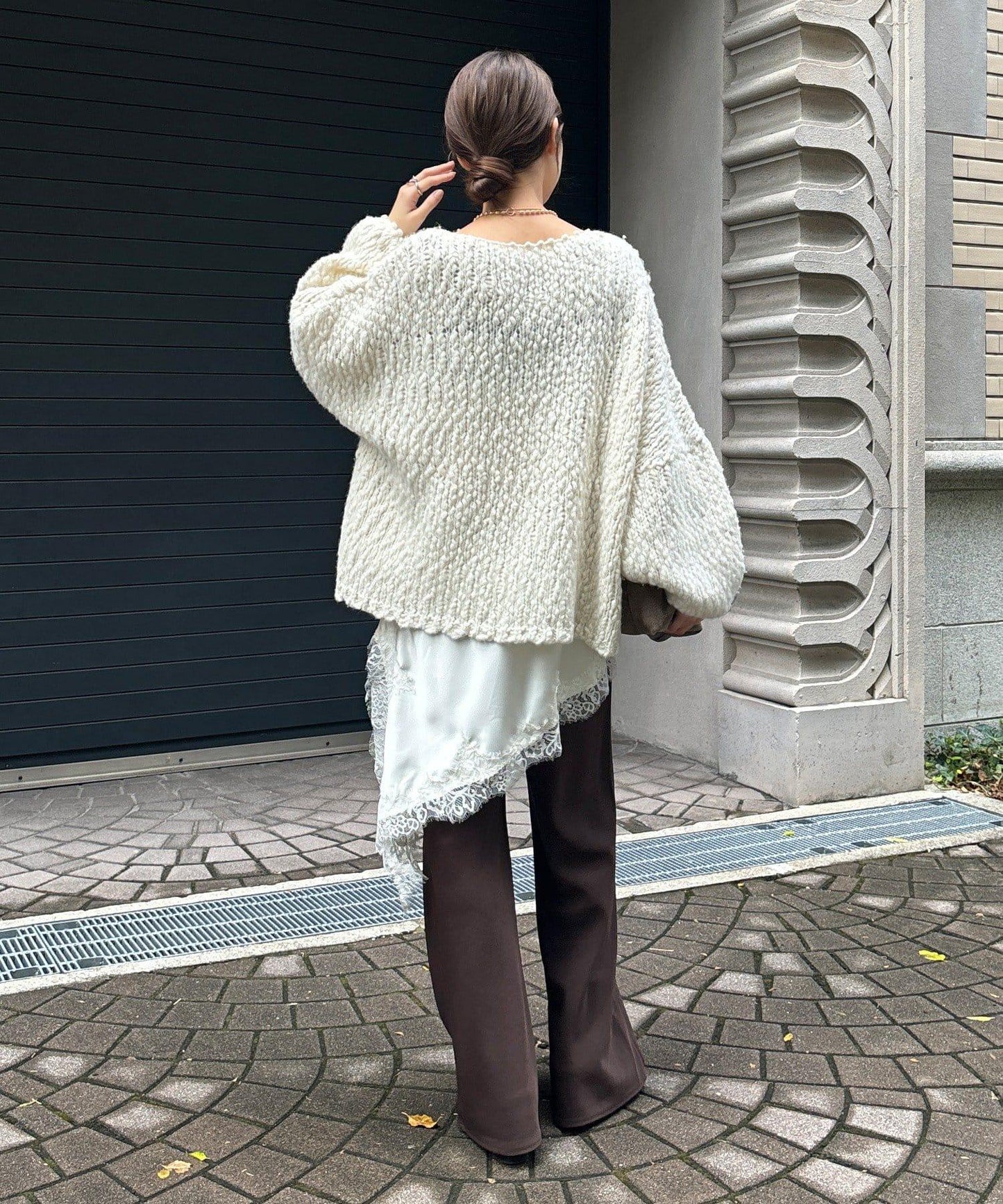 不對稱蕾絲吊帶