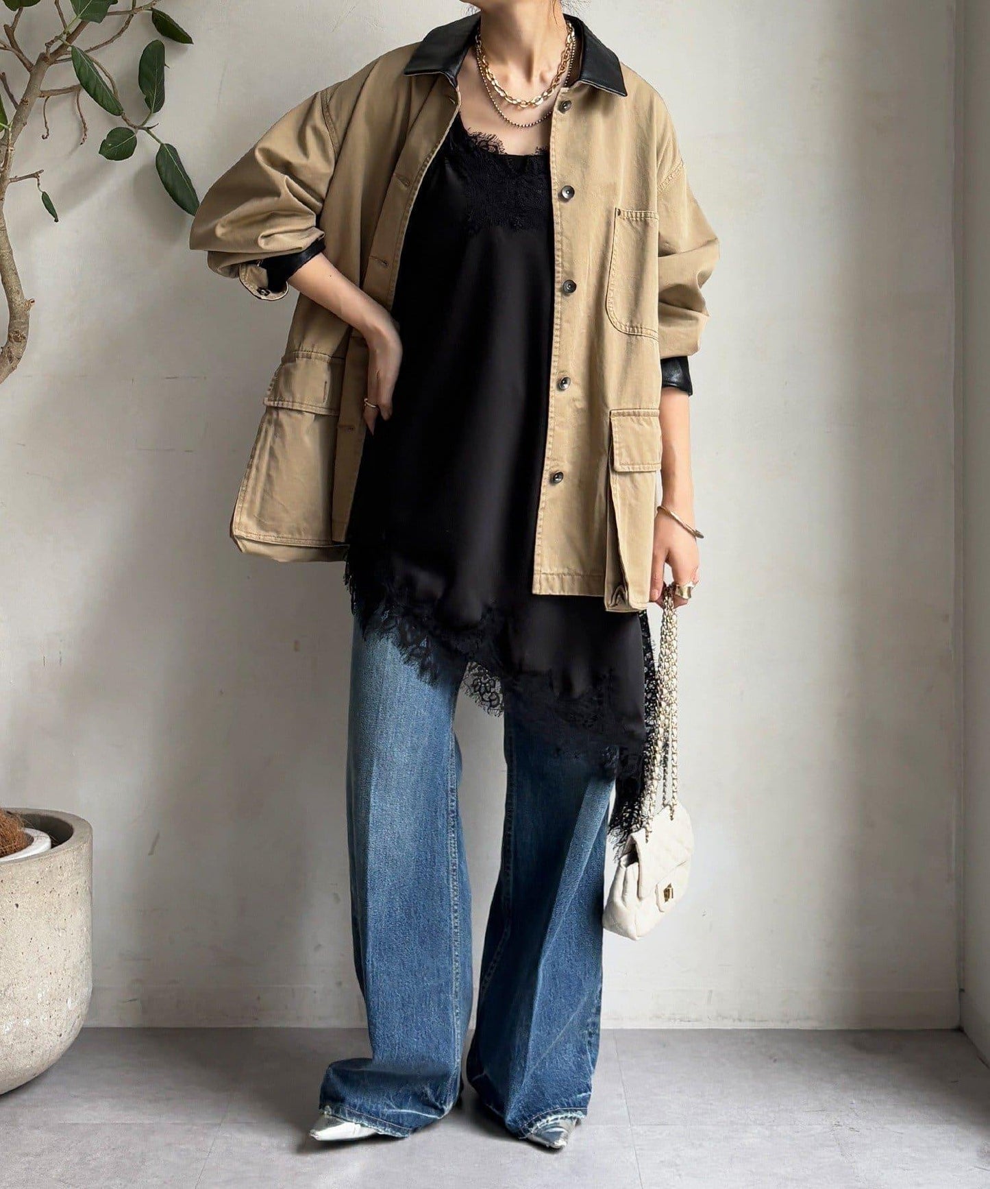 不對稱蕾絲吊帶