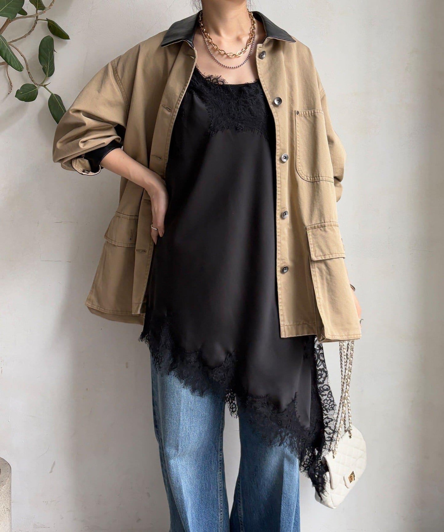 不對稱蕾絲吊帶