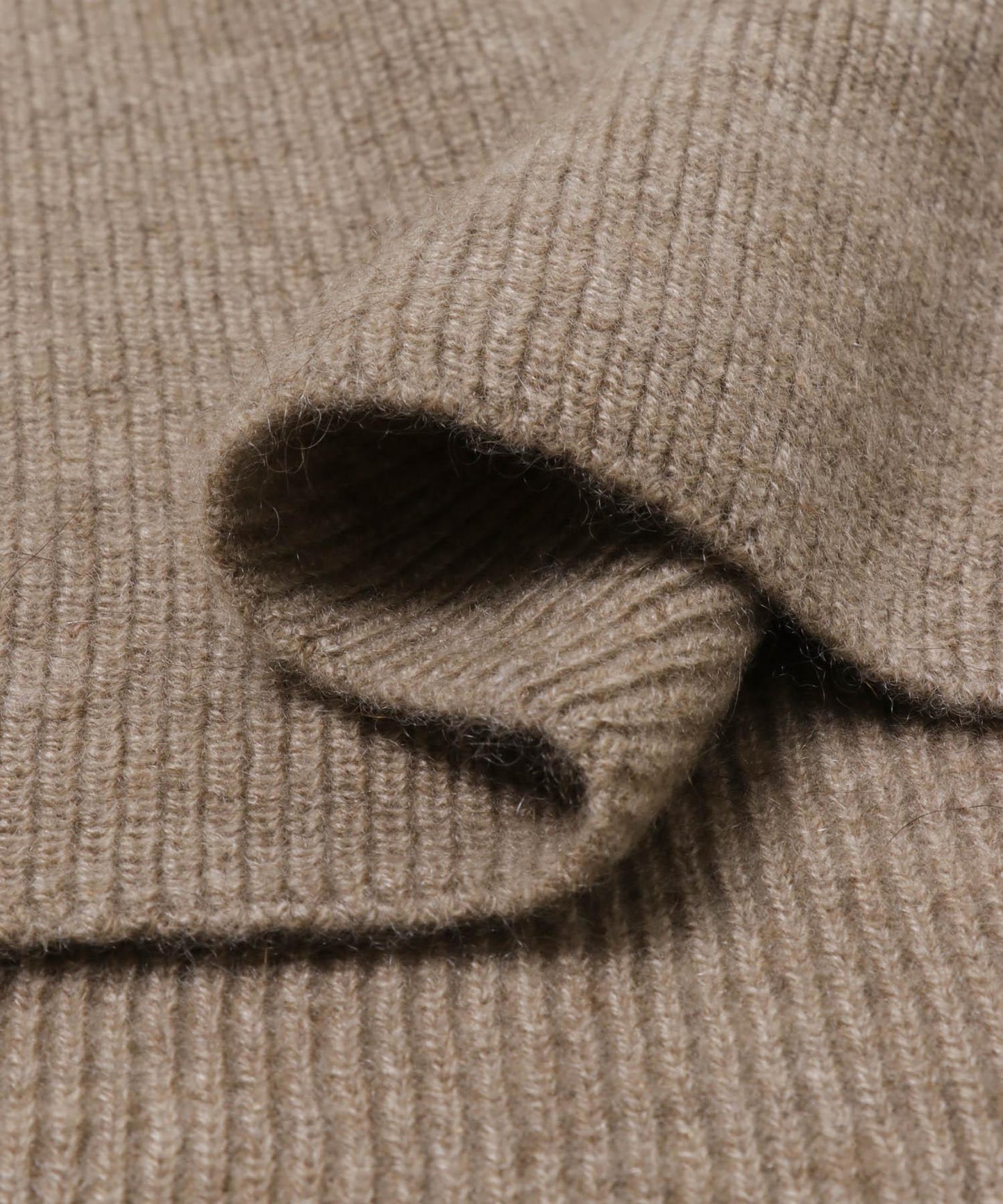 Nomat 羊絨V領毛衣