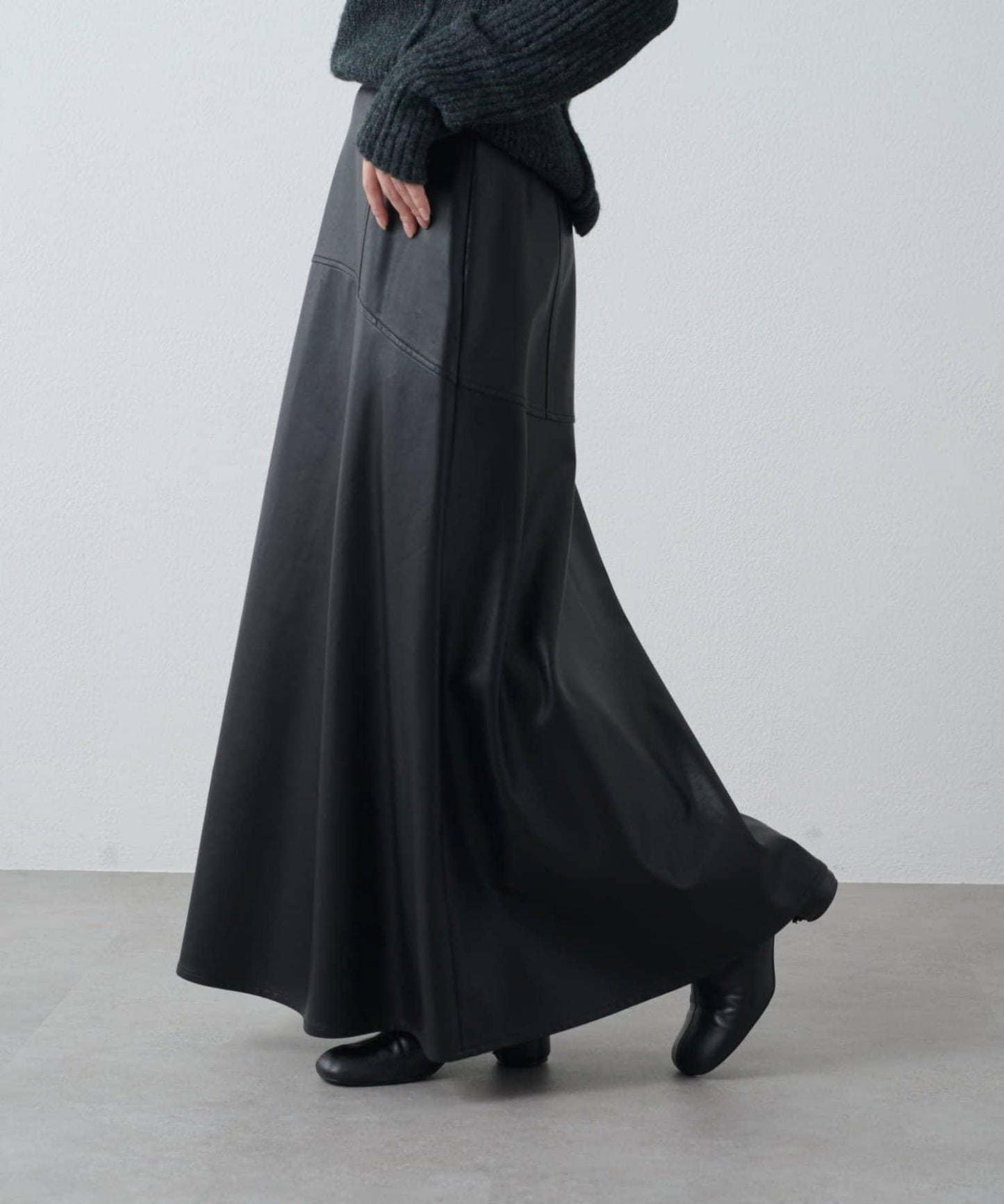 仿皮長款喇叭裙