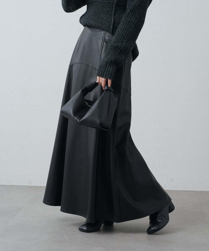 仿皮長款喇叭裙