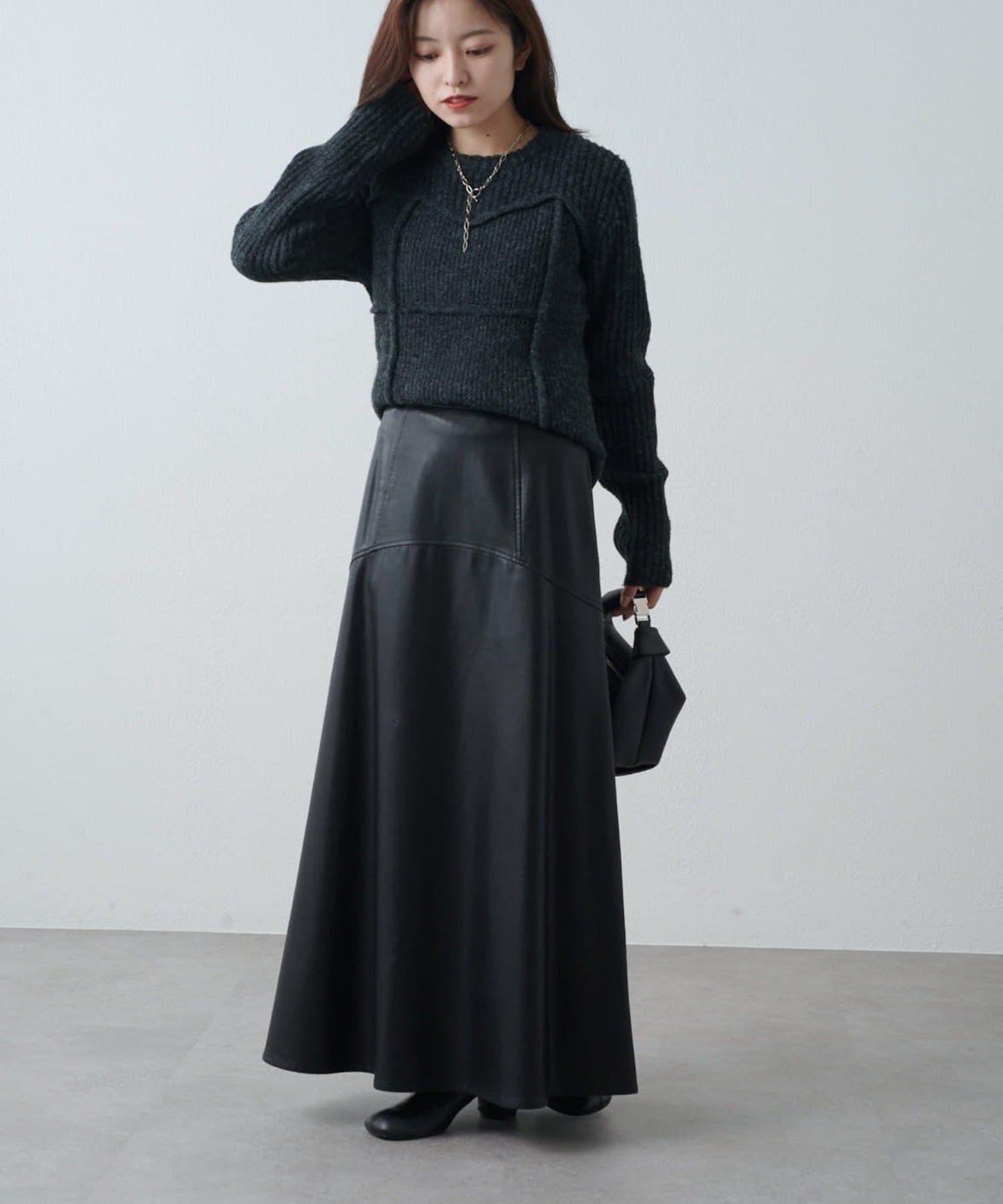 仿皮長款喇叭裙