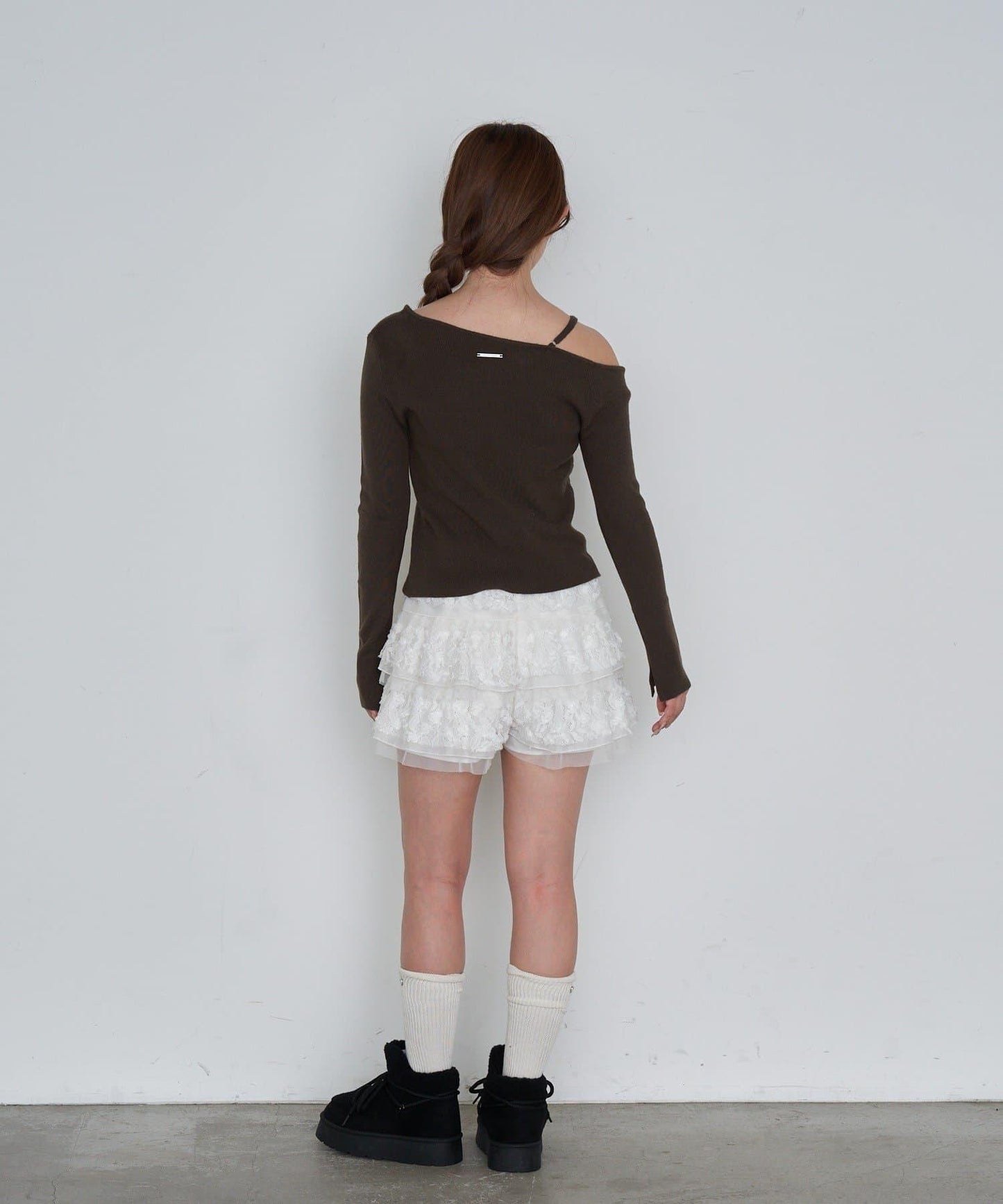 單肩前開扣羅紋針織衫