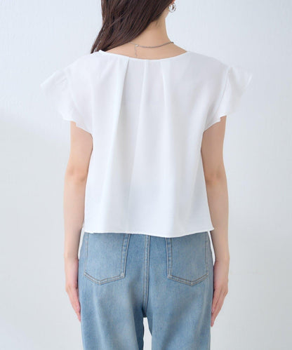 【natural couture】前飾荷葉邊襯衫