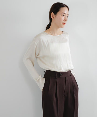 復古緞面T恤襯衫