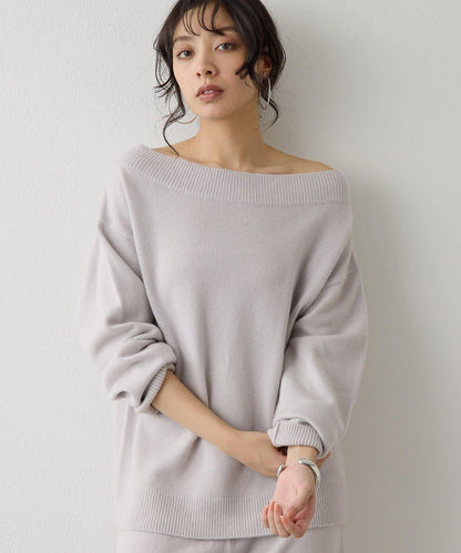 W/Ca一字肩套頭衫