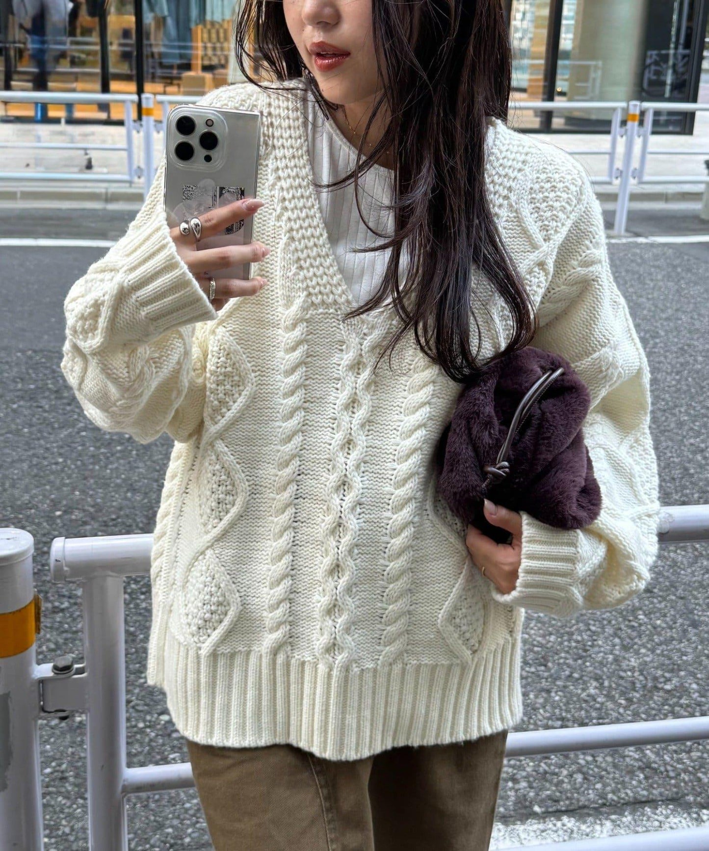 【willow】V領麻花針織衫