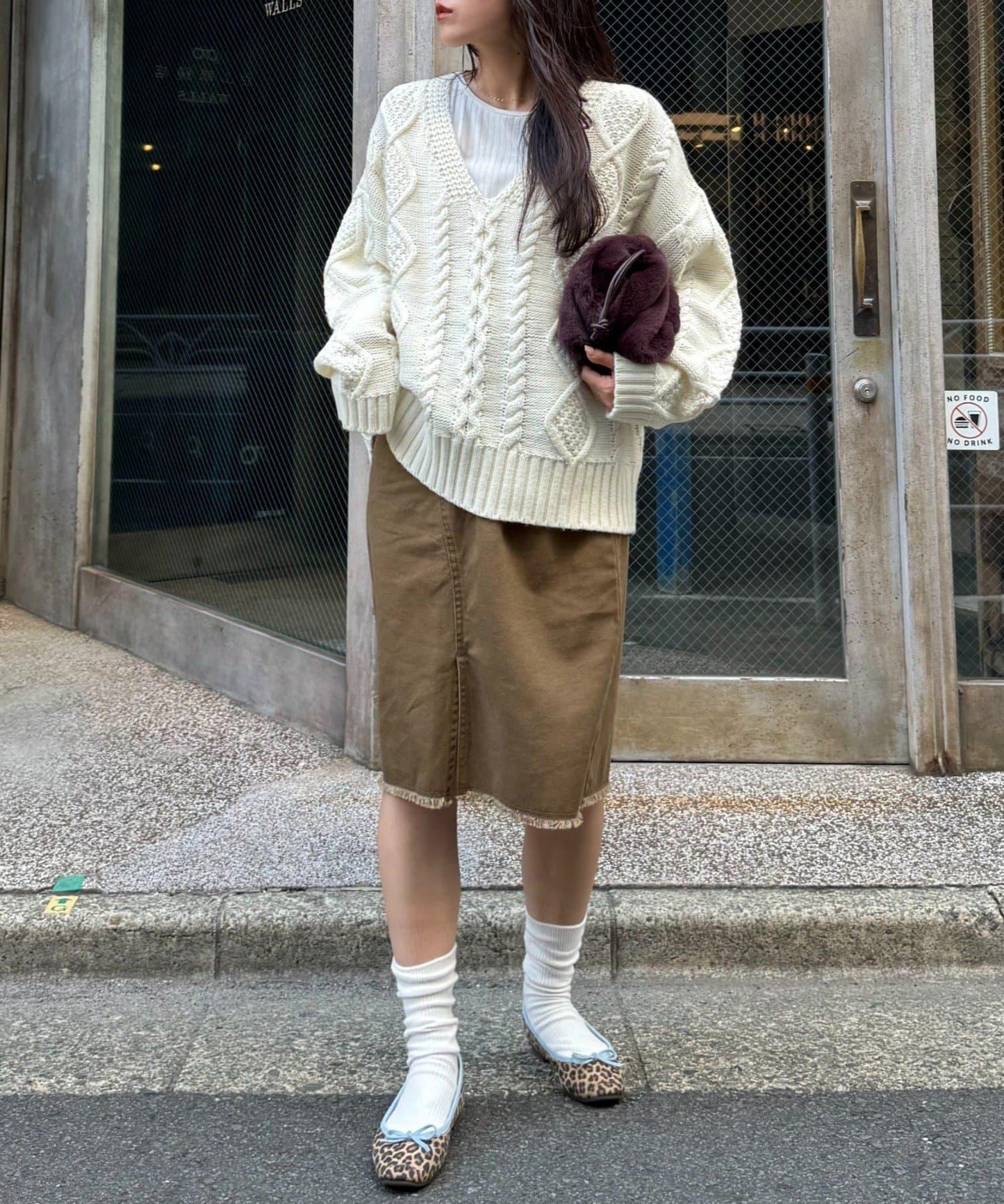 【willow】V領麻花針織衫