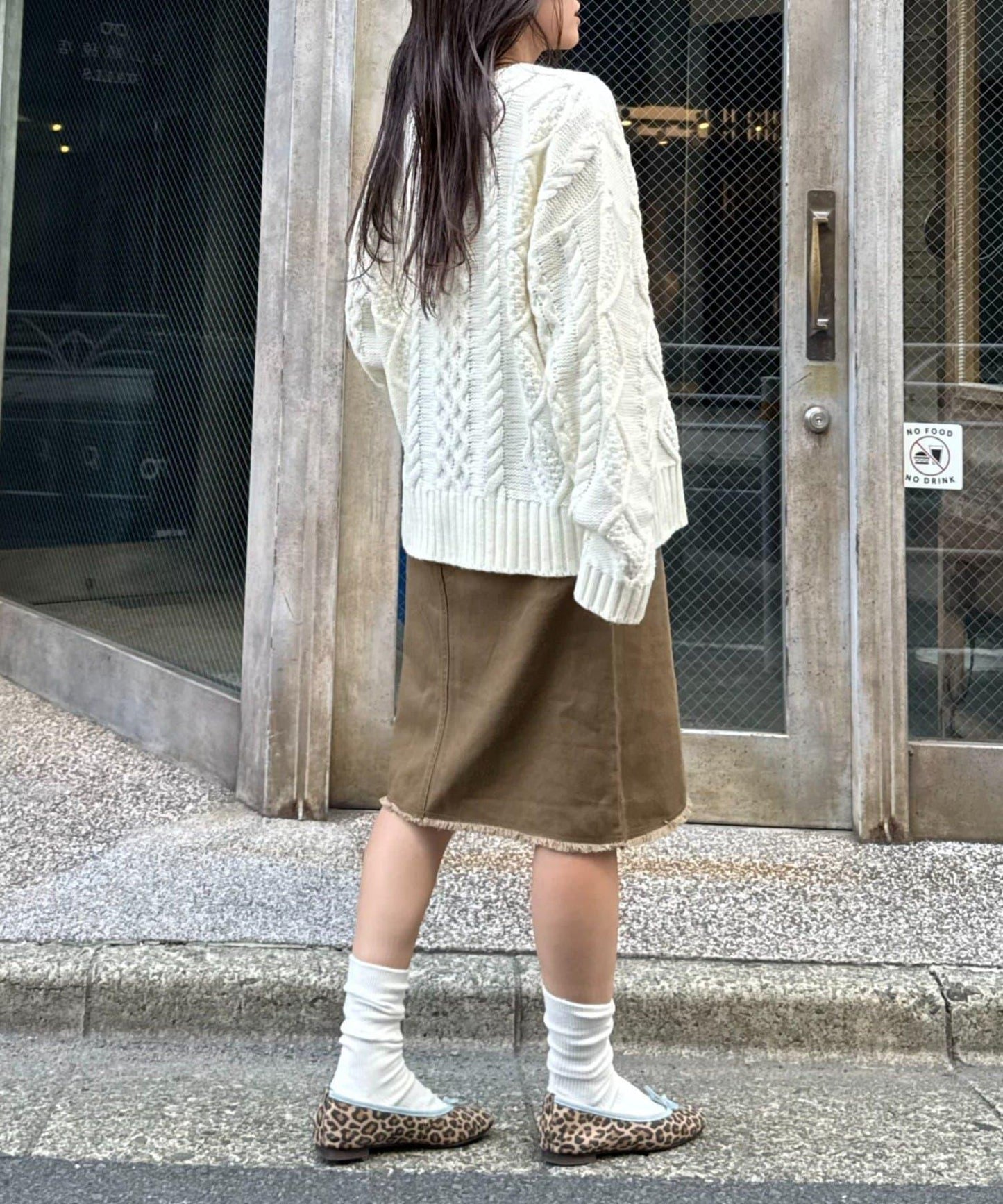 【willow】V領麻花針織衫