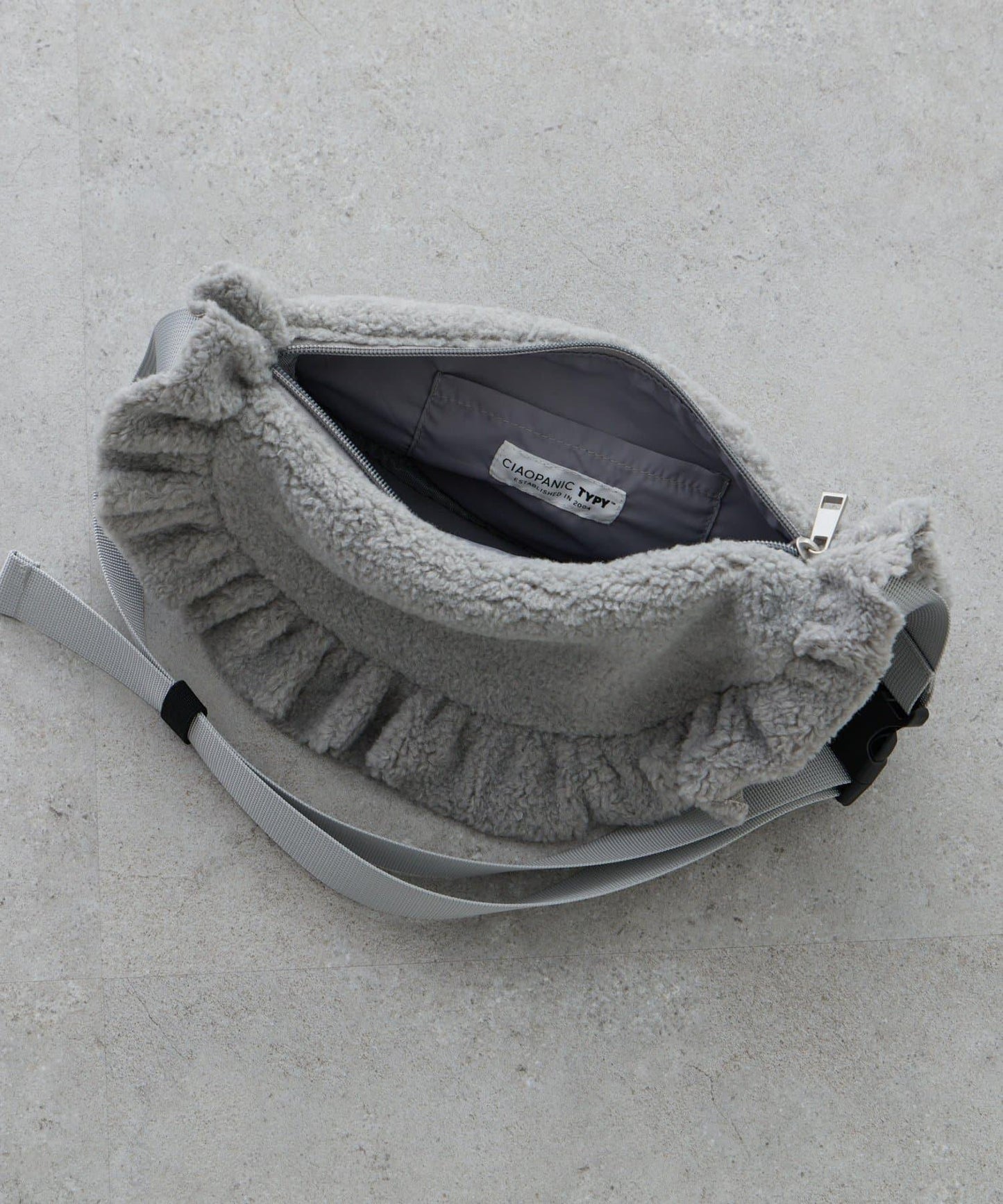 【KIDS】毛絨荷葉邊單肩包